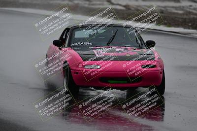 media/Nov-15-2025-CalClub SCCA (Sat) [[7bfa5a7151]]/Qualifying/Group 5/